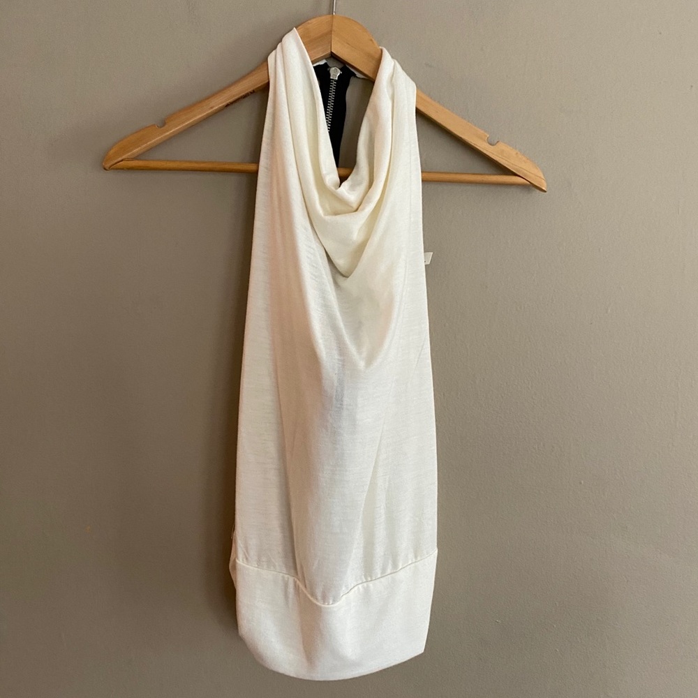 Max Azira  Miley Cyrus woman’s Tank top XS